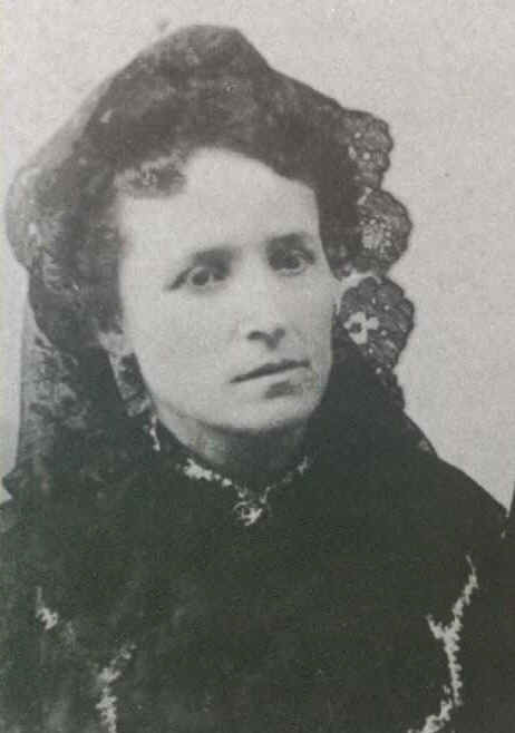 HANNAH.JPG (124554 bytes)